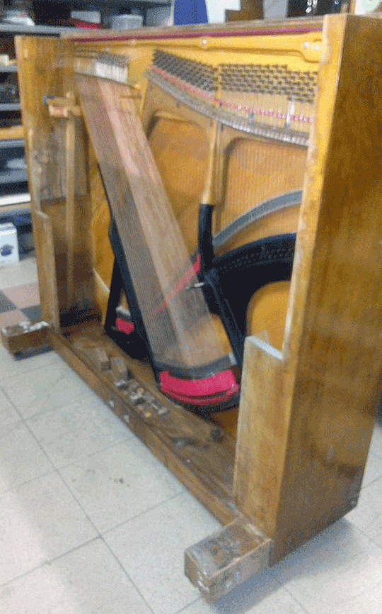 Pianoforte Alluvionato Prima del restauro